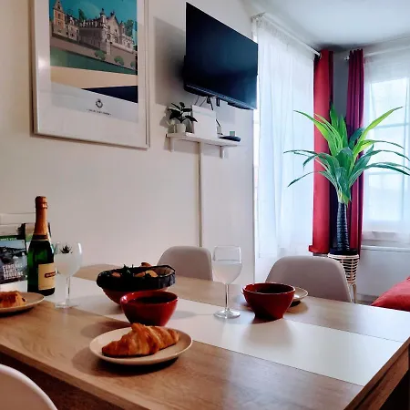 Apartment Cosy Proche Paris La Defense *