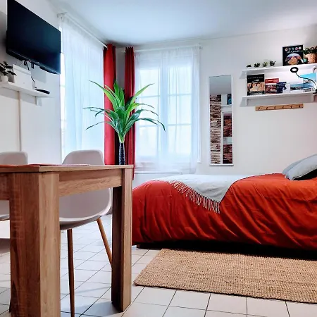Cosy Proche Paris La Defense Apartment Conflans-Sainte-Honorine